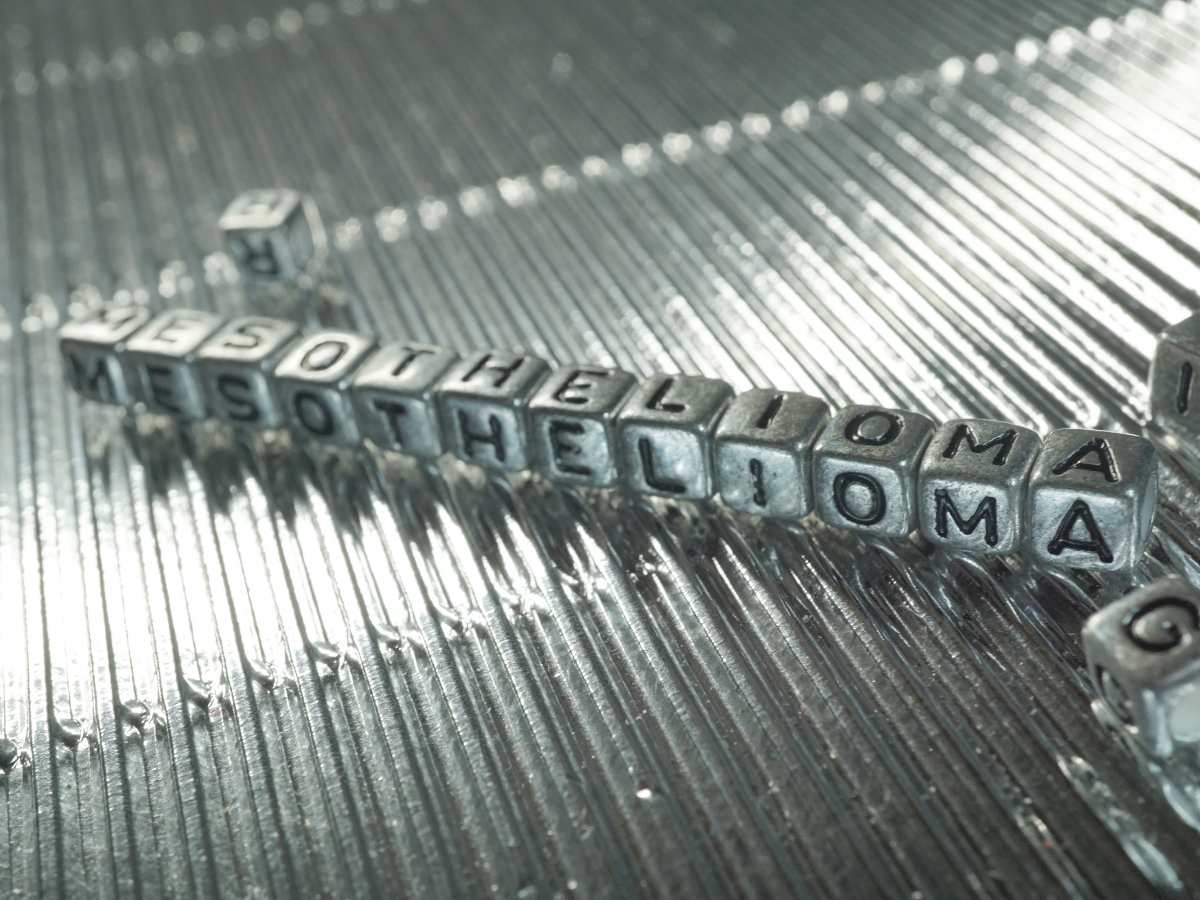 Treatment with Cell Cycle Inhibitors: Another Caveat on a Clinical Trial for Mesothelioma Red-Flagged in Lancet Oncology