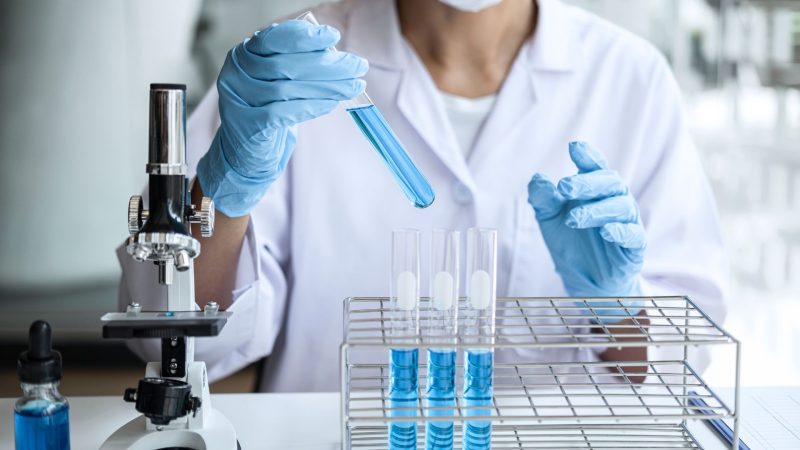 The integration of generative AI in the Life Sciences: towards predictive biology